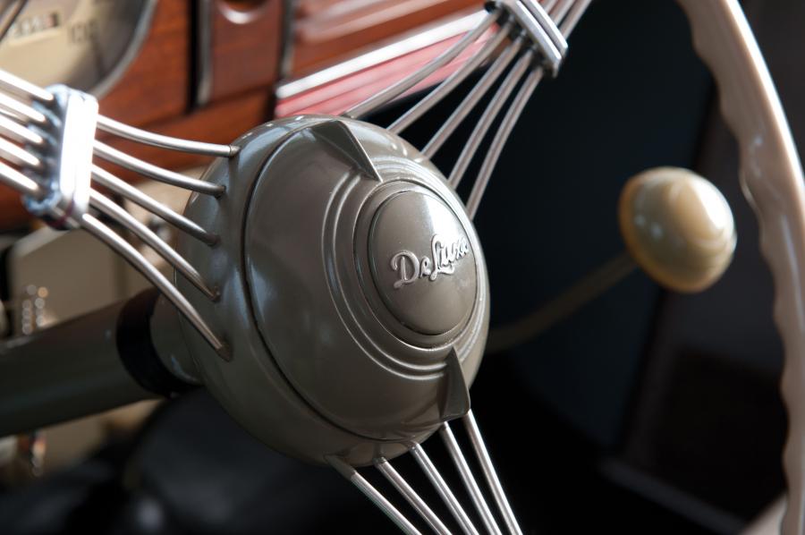  Ford DeLuxe Fordor Sedan 1939 года  (фото 7 из 21)